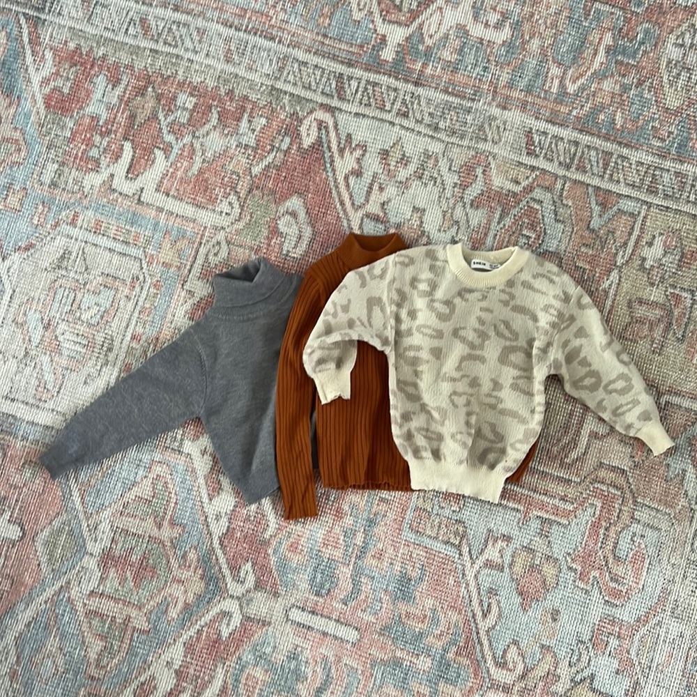 2T sweaters